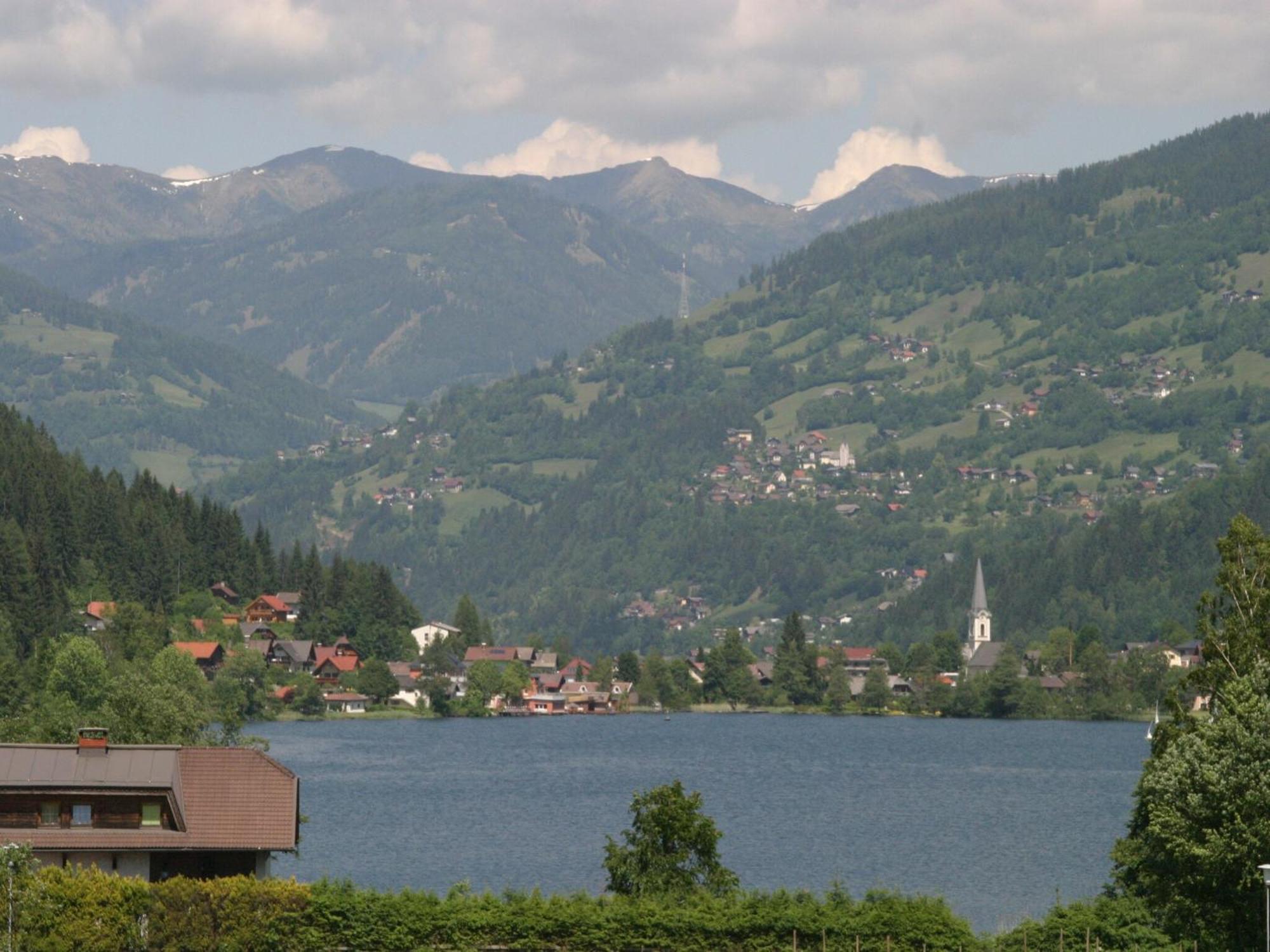 Cozy Apartment In Afritz Am See Near Gerlitzen Ski Area Kültér fotó